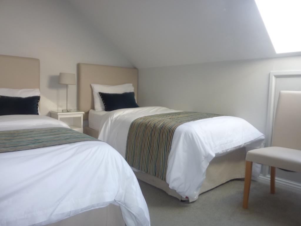 Westwinds Guestlodge Galway Buitenkant foto